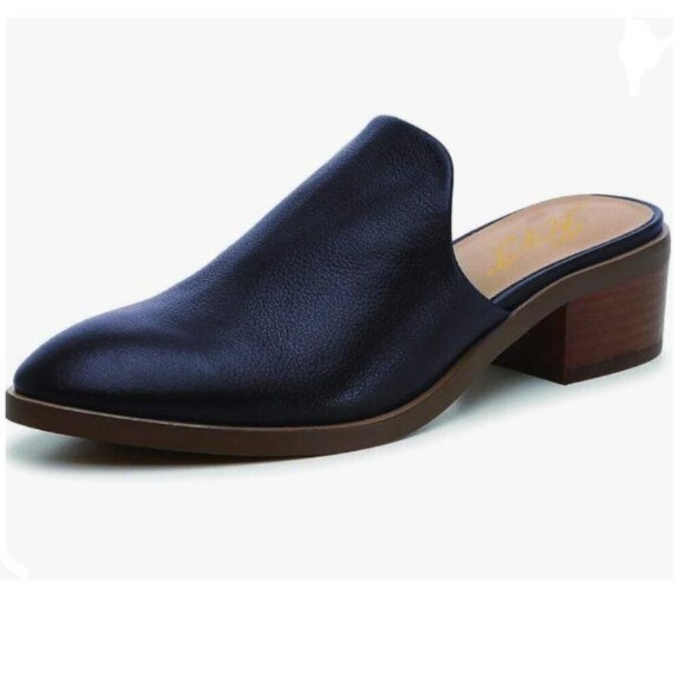 Sleek Black Leather Women's Mules